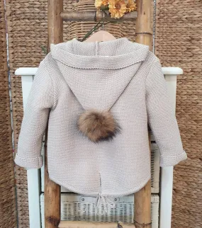 A Chaqueta capucha punto pompón pelo Sigar  R340043 Beig