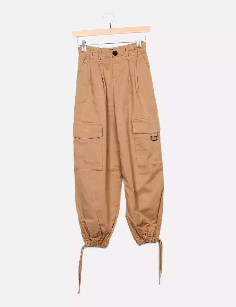 Bershka Pantalón cargo marrón