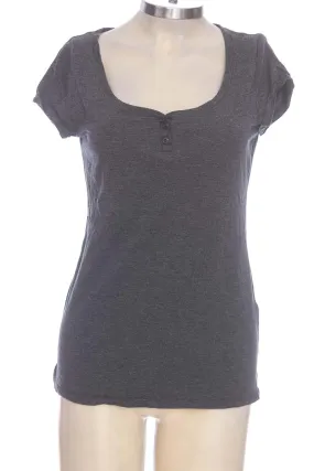 Top / Camiseta color Gris - Alfani